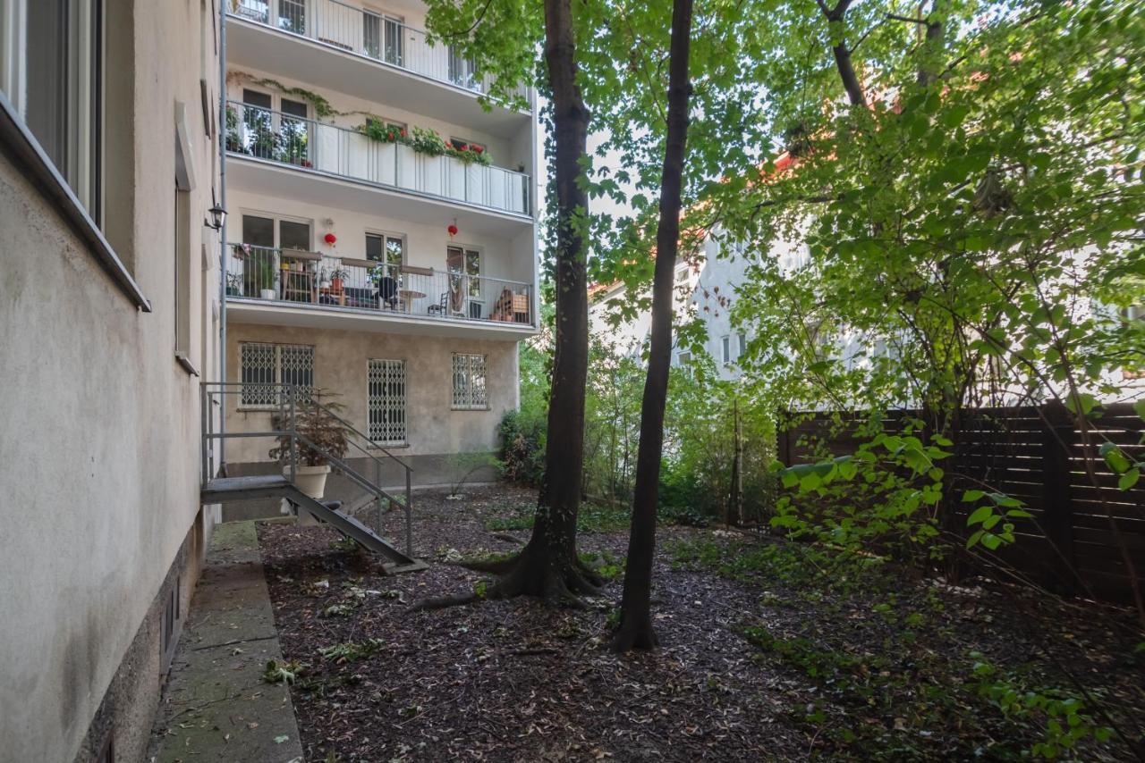 Absolute Ruhelage Im Zentrum Mit Parkplatz Apartment Vienna Exterior photo